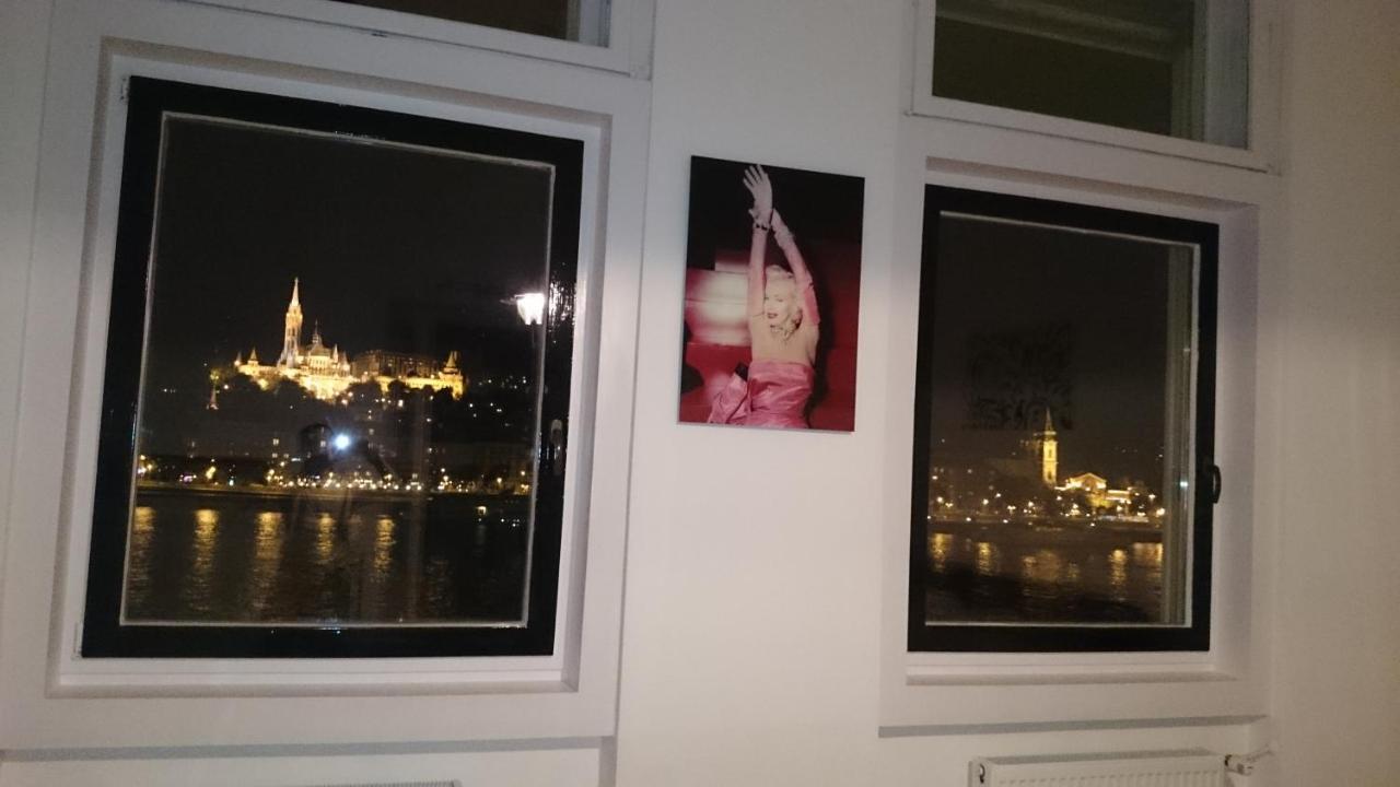 Danu-Duna Lägenhet Budapest Exteriör bild